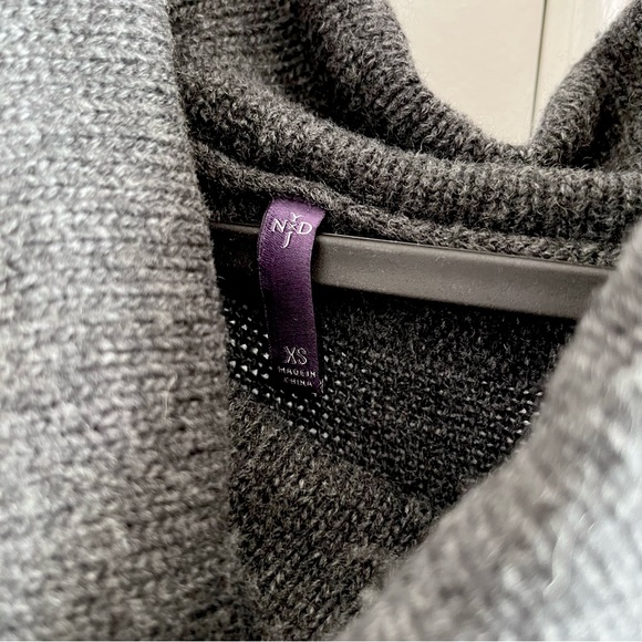 Fits up to Size L - NYDJ Poncho - Picture 6 of 6